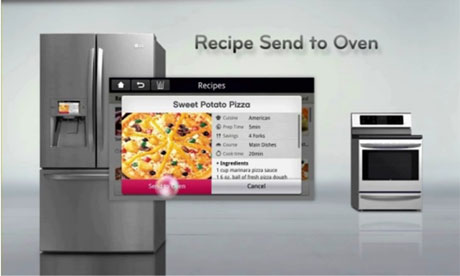 The-LG-smart-fridge-commu-007